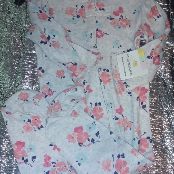 NWT Little One One Piece Sleeper 3-6M - Picture 3 of 9
